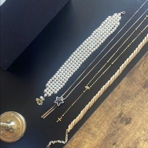 Elegant bundle set Pearl and Gold Necklace Set